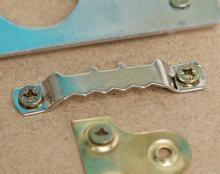 Sawtooth Hangers are ideal for small ‘classic’ style framing. They hang from a nail or screw on the wall – Up to 1mt sq.